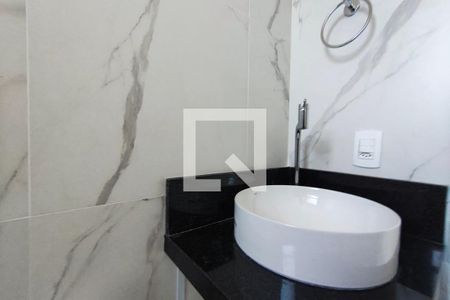Banheiro Social de apartamento para alugar com 2 quartos, 64m² em Parque Prado, Campinas