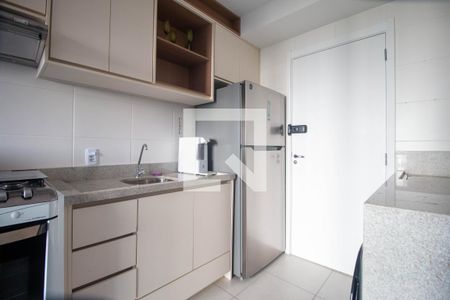 Cozinha de apartamento à venda com 1 quarto, 28m² em Jardim Caravelas, São Paulo