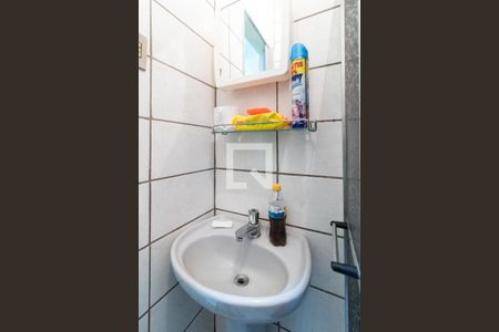 Banheiro de apartamento para alugar com 1 quarto, 25m² em Cidade Baixa, Porto Alegre