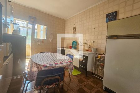 Cozinha de apartamento para alugar com 2 quartos, 130m² em Jardim Las Palmas, Guarujá