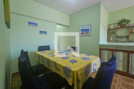 Sala de apartamento para alugar com 2 quartos, 130m² em Jardim Las Palmas, Guarujá