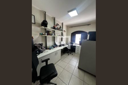 Casa à venda com 4 quartos, 240m² em Cambuci, São Paulo