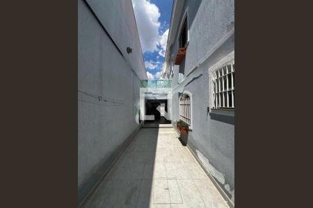 Casa à venda com 4 quartos, 240m² em Cambuci, São Paulo