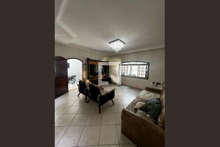 Casa à venda com 4 quartos, 240m² em Cambuci, São Paulo