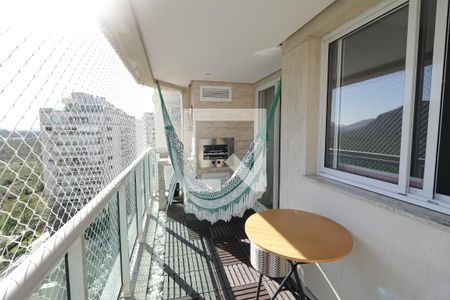 Varanda de apartamento à venda com 2 quartos, 69m² em Barra da Tijuca, Rio de Janeiro