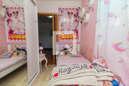 Casa 1 - Quarto 1 de casa à venda com 5 quartos, 235m² em Vila Ré, São Paulo