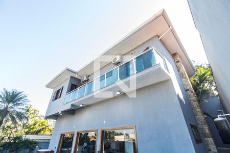 Fachada de casa de condomínio à venda com 5 quartos, 420m² em Alphaville, Santana de Parnaíba