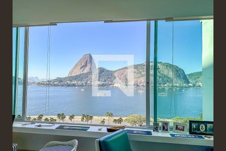 Sala de Estar de apartamento à venda com 3 quartos, 150m² em Flamengo, Rio de Janeiro
