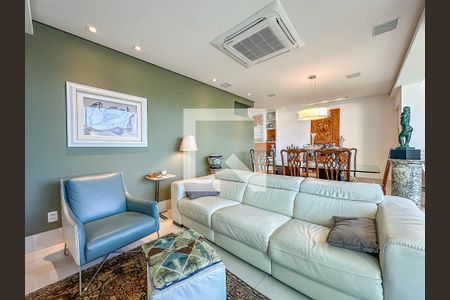 Sala de TV de apartamento à venda com 3 quartos, 150m² em Flamengo, Rio de Janeiro