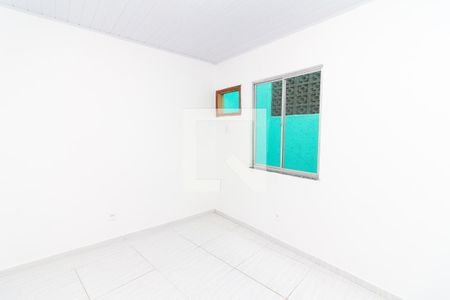 Quarto 2 de casa para alugar com 2 quartos, 52m² em Vila Valqueire, Rio de Janeiro