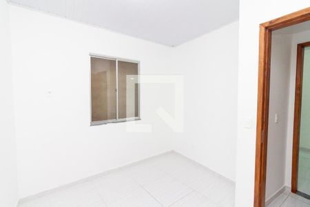Quarto 1 de casa para alugar com 2 quartos, 52m² em Vila Valqueire, Rio de Janeiro