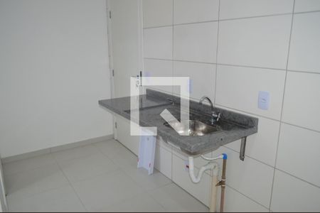 Cozinha de kitnet/studio para alugar com 1 quarto, 43m² em Liberdade, São Paulo