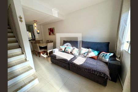 Sala de casa de condomínio à venda com 2 quartos, 74m² em Vila Maringa, Jundiaí