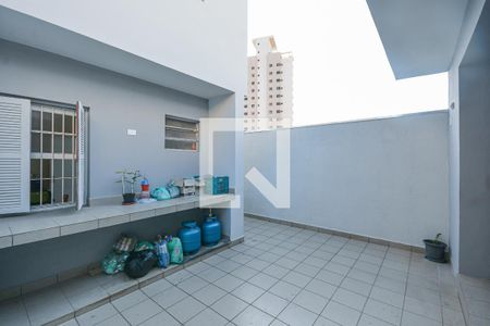 Quintal de casa à venda com 3 quartos, 141m² em Jardim Itapeva, São Paulo
