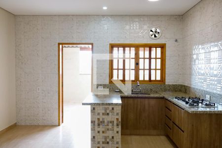 Cozinha de casa à venda com 3 quartos, 180m² em Santa Maria, Osasco