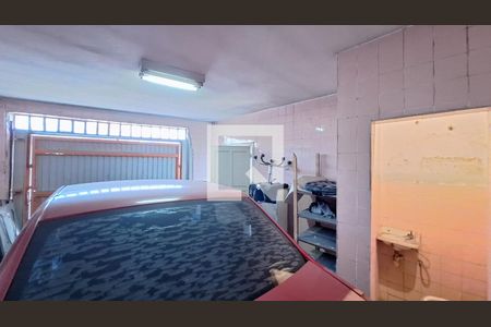Garagem de casa para alugar com 3 quartos, 250m² em Alto da Lapa, São Paulo