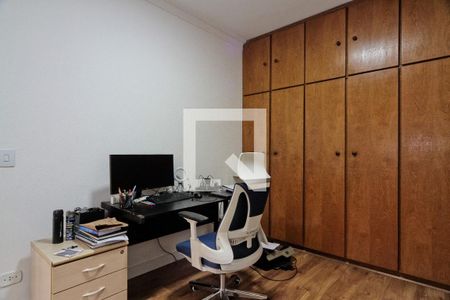 Quarto 2 de casa à venda com 4 quartos, 290m² em Vila Mangalot, São Paulo