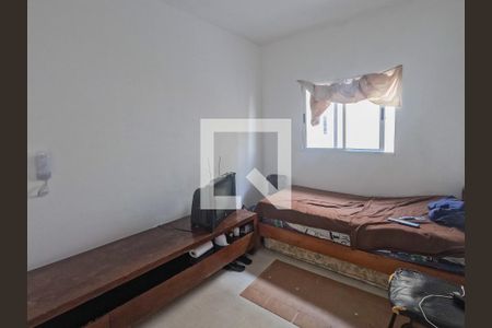 Sala de casa de condomínio para alugar com 2 quartos, 64m² em Vila Pereira Cerca, São Paulo