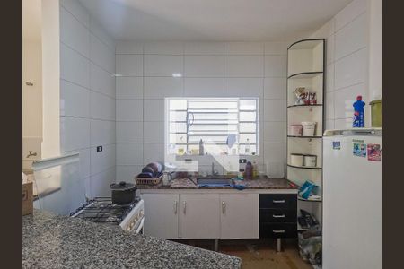 Cozinha de casa de condomínio para alugar com 2 quartos, 64m² em Vila Pereira Cerca, São Paulo