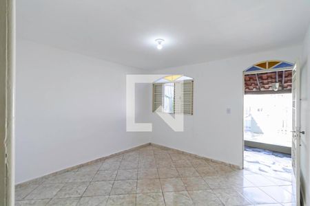 Sala de casa à venda com 3 quartos, 155m² em Serrano, Belo Horizonte