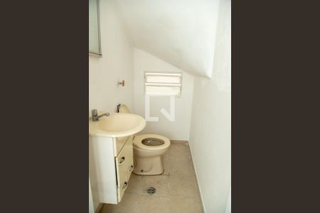 Lavabo de casa para alugar com 4 quartos, 195m² em Vila Congonhas, São Paulo