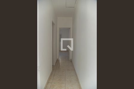 Corredor de casa para alugar com 4 quartos, 195m² em Vila Congonhas, São Paulo