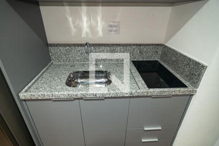 Cozinha de kitnet/studio para alugar com 0 quarto, 24m² em Bela Vista, São Paulo