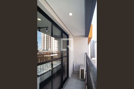 Varanda de kitnet/studio para alugar com 0 quarto, 24m² em Bela Vista, São Paulo