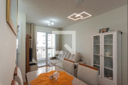 Sala de apartamento para alugar com 2 quartos, 45m² em Jardim Ipaussurama, Campinas