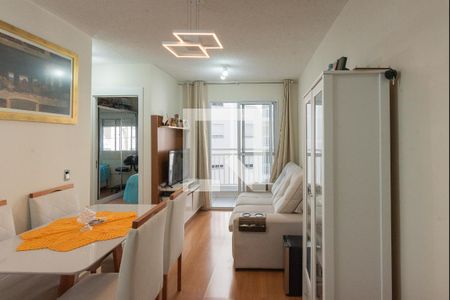 Sala de apartamento para alugar com 2 quartos, 45m² em Jardim Ipaussurama, Campinas