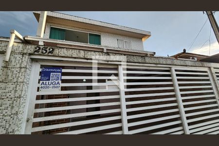 Fachada de casa para alugar com 3 quartos, 100m² em Estuário, Santos