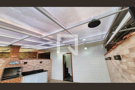 Garagem de casa para alugar com 3 quartos, 100m² em Estuário, Santos