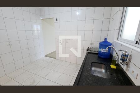 Cozinha de casa para alugar com 3 quartos, 100m² em Estuário, Santos