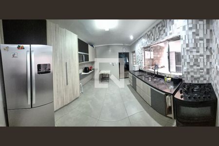 Cozinha de apartamento à venda com 3 quartos, 120m² em Campestre, Santo André