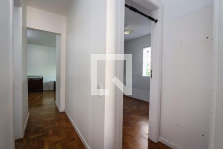 Corredor de apartamento à venda com 3 quartos, 90m² em Vila Progredior, São Paulo