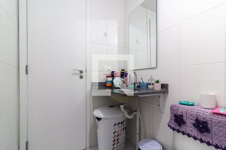 Banheiro Social de apartamento para alugar com 2 quartos, 61m² em Jardim Marajoara, São Paulo