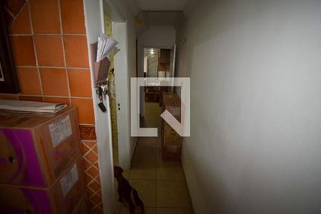 Corredor de casa à venda com 2 quartos, 104m² em Vila Santa Isabel, São Paulo