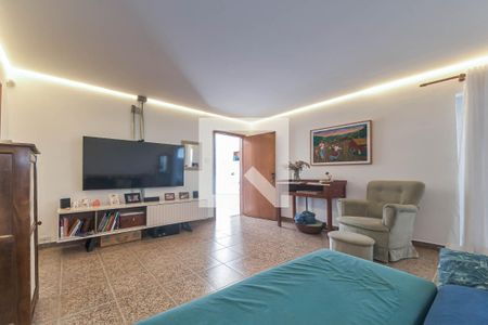 Sala de casa à venda com 3 quartos, 190m² em Vila Gumercindo, São Paulo