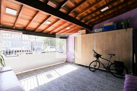 Garagem de casa à venda com 3 quartos, 120m² em Parque Renato Maia, Guarulhos