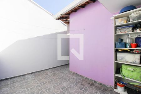 Area Externa de casa à venda com 3 quartos, 120m² em Parque Renato Maia, Guarulhos