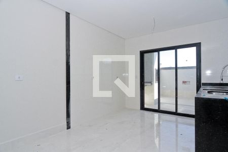 Cozinha de casa à venda com 3 quartos, 145m² em Parque Maria Domitila, São Paulo