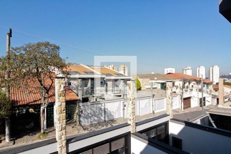 Vista de casa à venda com 3 quartos, 145m² em Parque Maria Domitila, São Paulo