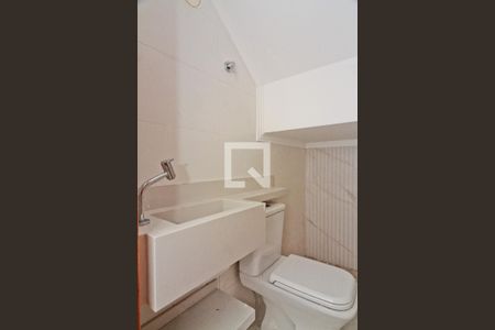 Lavabo de casa à venda com 3 quartos, 145m² em Parque Maria Domitila, São Paulo