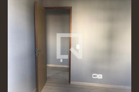 Quarto 1 de apartamento para alugar com 2 quartos, 45m² em Jardim Isis, Cotia