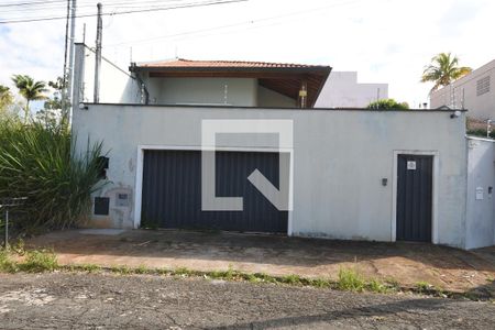Fachada de casa à venda com 4 quartos, 234m² em Parque das Universidades, Campinas