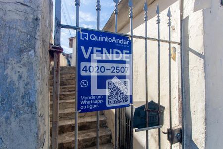 Placa Instalada de casa à venda com 4 quartos, 140m² em Vila Bela, São Paulo
