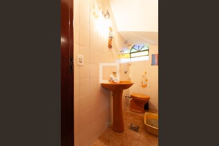 Lavabo de casa à venda com 5 quartos, 360m² em Santa Rosa, Belo Horizonte