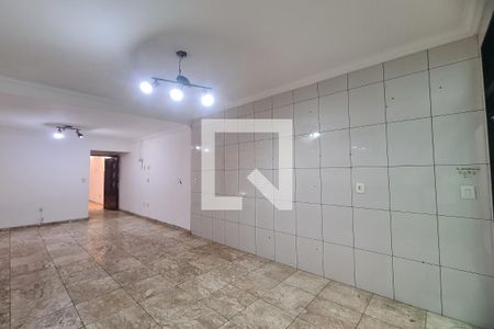 Cozinha de casa para alugar com 2 quartos, 107m² em Jardim Independência (são Paulo), São Paulo