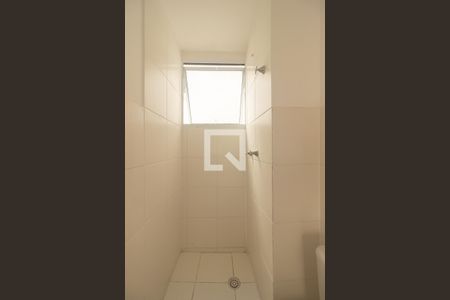 Detalhe do Banheiro de apartamento para alugar com 2 quartos, 45m² em Guaratiba, Rio de Janeiro