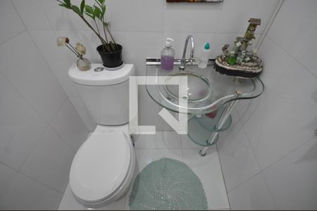 Banheiro de serviço de casa à venda com 3 quartos, 150m² em Vila Constança, São Paulo